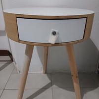 Comodino o tavolino