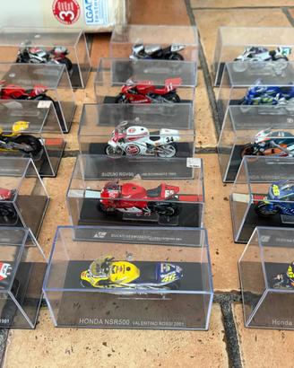 Collezione 45 modellini moto scala 1:24