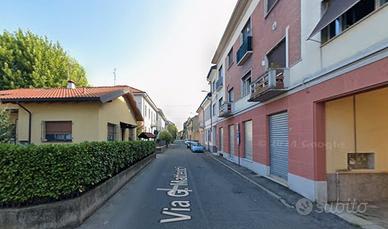 Trilocale con due camere e giardino privato