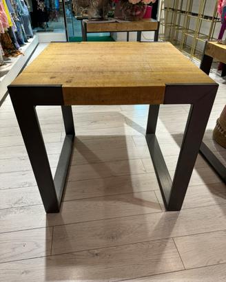 Tavolo in legno e ferro battuto