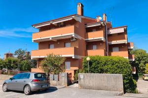 AURISINA-Appartamento con box