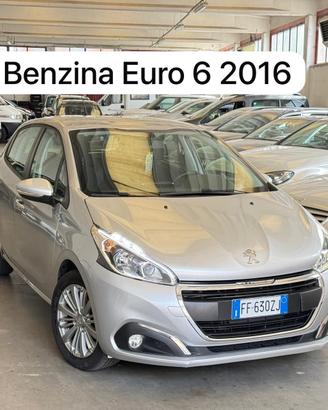 Peugeot 208 PureTech 82 5 porte Allure