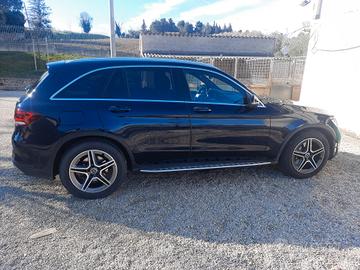 MERCEDES GLS 220 4MATIC SPORT