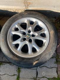 Cerchi in lega Alfa Romeo