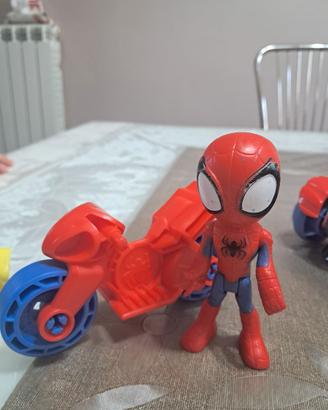 Squadra marvel, spiderman, spinn, hulk