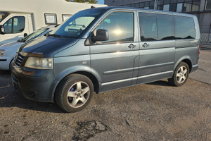 Autocaravan T5 multivan 7 posti più t5 4x4 9 posti