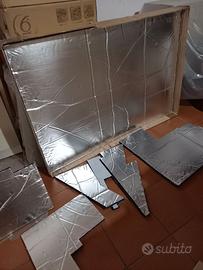 Pannello fonoassorbente per vano motore