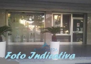 Immobile di 956 m² con più di 5 locali a Formia