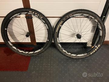 Ruote in carbonio Giant TRX 1