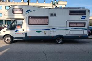 Camper mansardato
