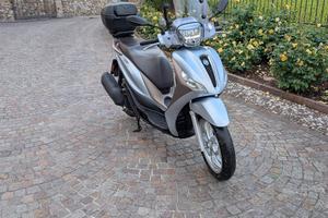 piaggio medley 125