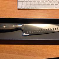 Coltello santoku lama 18 cm nuovo in scatola