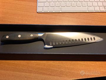 Coltello santoku lama 18 cm nuovo in scatola