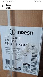  frigo da incasso Indesit