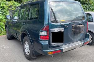 MITSUBISHI Pajero (2000-2007) - 2001