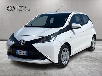 Toyota Aygo 1.0 VVT-i MMT x-clusiv