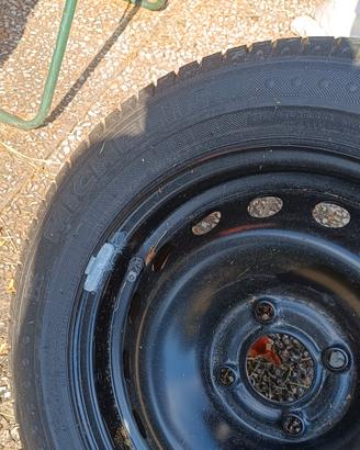 1 gomma Michelin +cerchio nuovo