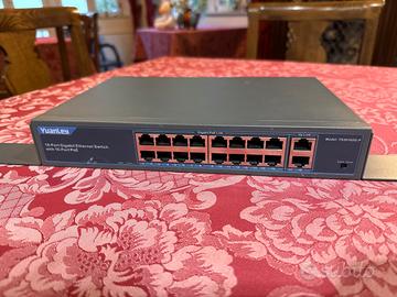 Switch PoE 16 porte Gigabit e 2 Up Link