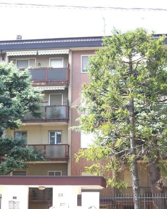 3 LOCALI A ORIGGIO