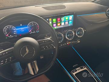B180 premium AMG + tettino