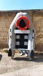 Gommone gonfiabile