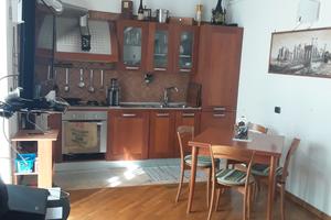Bilocale Chiaia 