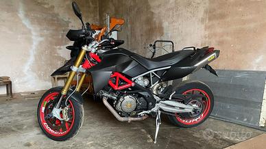 Aprilia Dorsoduro 750 - 2012