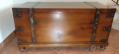 Cassa antica per corredo 