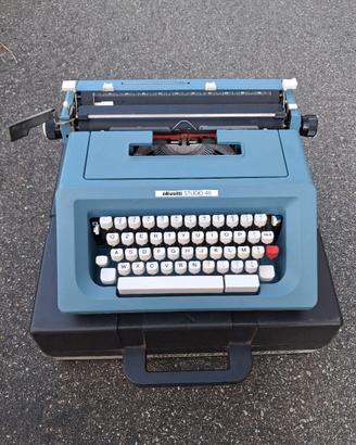 macchina da scrivere Olivetti Studio46