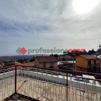 Trecastagni - Indipendente con Terrazzo e Garage