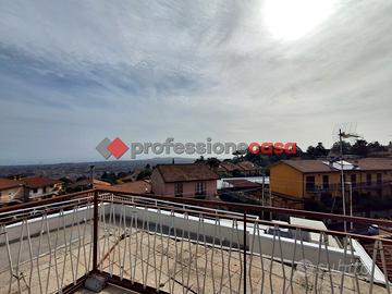 Trecastagni - Indipendente con Terrazzo e Garage