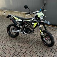 FANTIC MOTARD 50