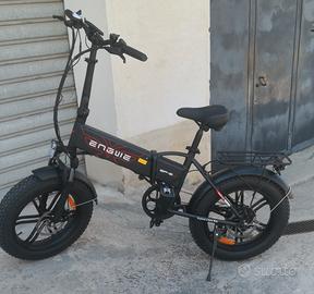 ENGWE Bici Elettrica Pieghevole MTB 20"×4.0" 7 Vel