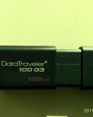 USB Kingston 128 GB