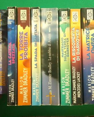 Libri Marion Zimmer Bradley