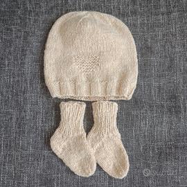 Set neonato  - berrerto e calzini 