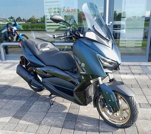 Yamaha X-Max 300 Tech Max