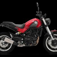 Benelli Leoncino 500 TRAIL COLORI ROSSO E NERO km.