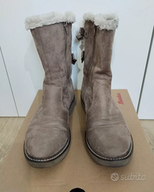 Stivali Donna Bata Scamosciati Misura 40 Colore b Abbigliamento e Accessori In vendita a Catania