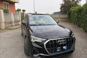 Audi Q3 40 TFSI quattro S tronic line edition