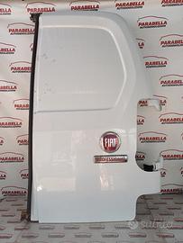 Porta posteriore portellone destro Fiat Dobló 2022