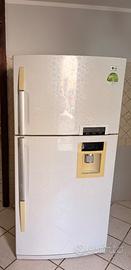 Frigorifero LG combinato con dispenser acqua
