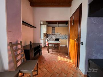 3 LOCALI A CORREZZANA