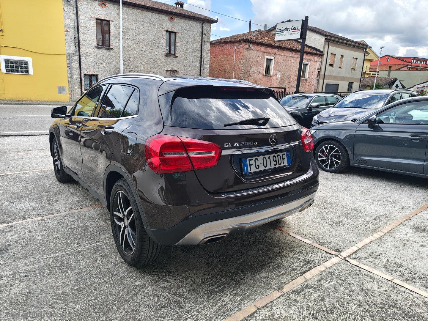 Mercedes-Benz Gla 2016 photo 4