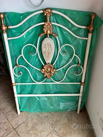 Letto singolo in ferro battuto