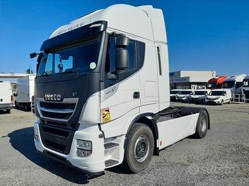 Iveco 440s48 xp