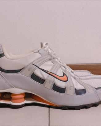 Nike Shox sneaker uomo EU 40 UK 6 bianco/grigio/ar