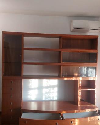 Parete attrezzata mobile TV salotto
