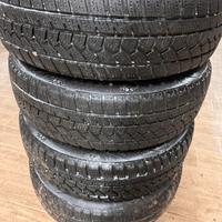 Gomme 175/65 15 con cerchio