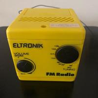 Radio cubo vintage